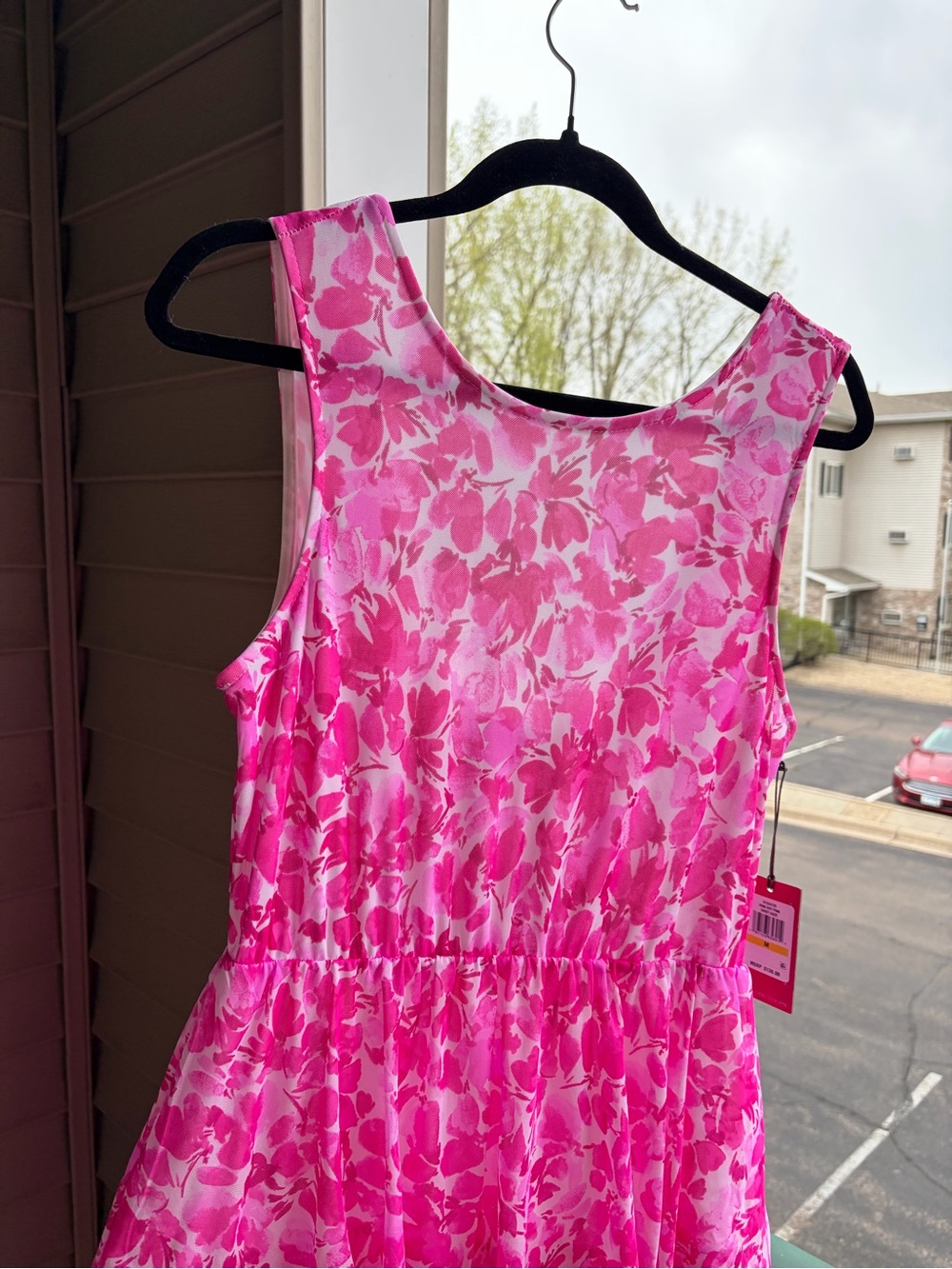 🆕💖Vince Camuto Pink Floral Tiered Maxi Dress Overlay Daisy Daze Size M Flowing - Picture 10 of 17